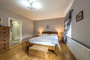 Photo 6- click for photo gallery